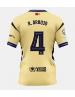 Moške Nogometnih dresov Barcelona Ronald Araujo #4 Gostujoči 2025-26 Kratki rokavi Moške Nogometnih dresov Barcelona Ronald Araujo #4 Gostujoči 2025-26 Kratki rokavi